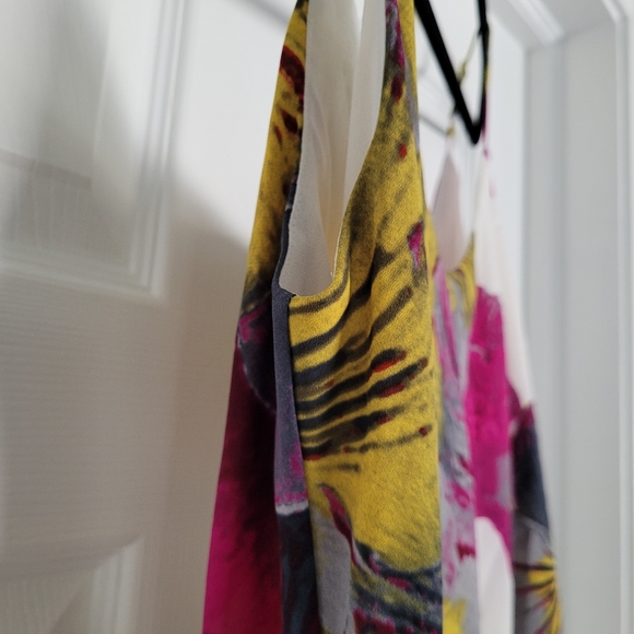 Robbi & Nikki pansy print layered asymmetrical hem tank top size M - Picture 3 of 7